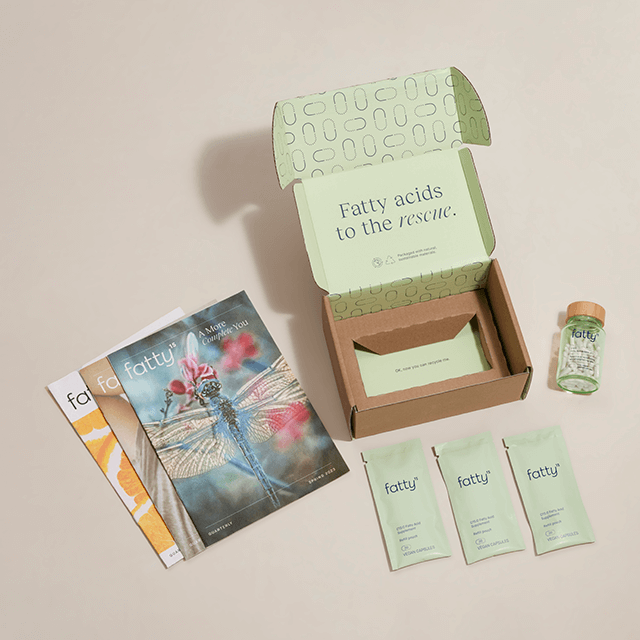 
                Fatty15&#39;s C15 supplement box with informational booklets.